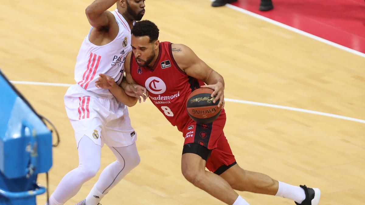 Elias Harris, durante el partido en el Príncipe Felipe contra el Real Madrid.