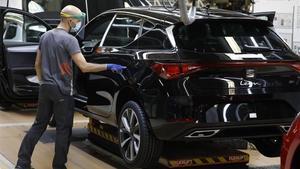 zentauroepp53247872 economia seat vuelve a  la produccion200427163957