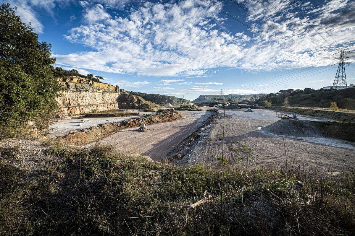 "M’ordenaven enterrar tòxics"