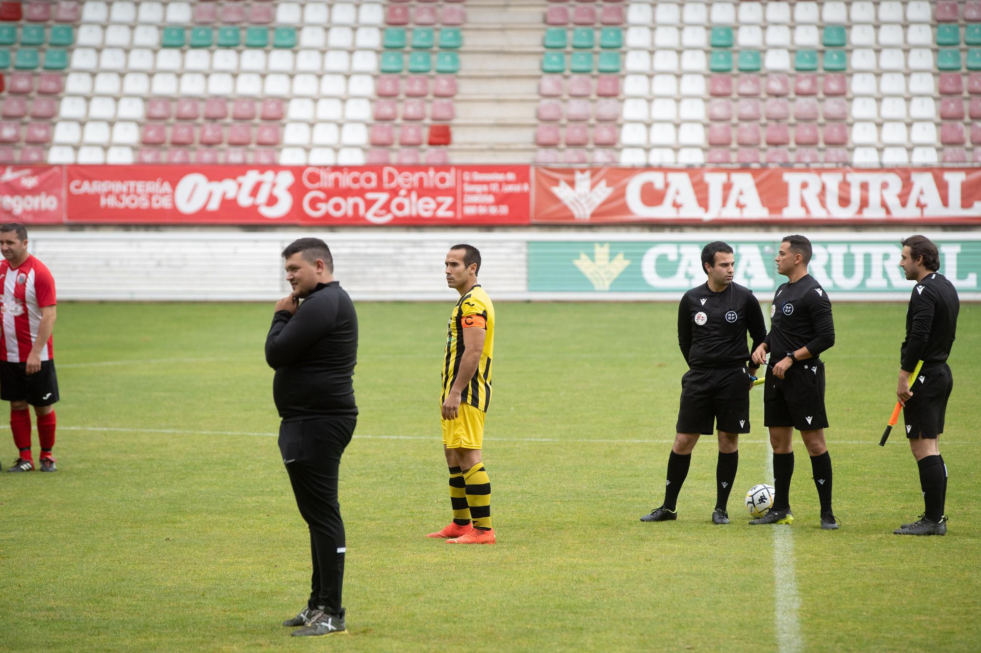 GALERIA | El Moraleja CF levanta la Copa de Los Valles ante Sanabria