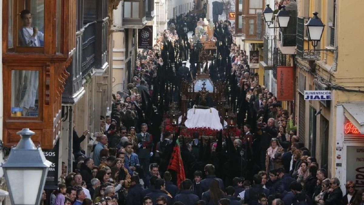 Imágenes de la procesión de la Real Cofradía del Santo Entierro, foto de archivo.