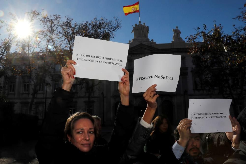 Concentración de periodistas frente al TS