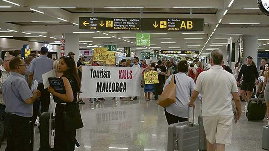 Protesta contra la masificación a la que se refiere ´Time´ en su artículo.