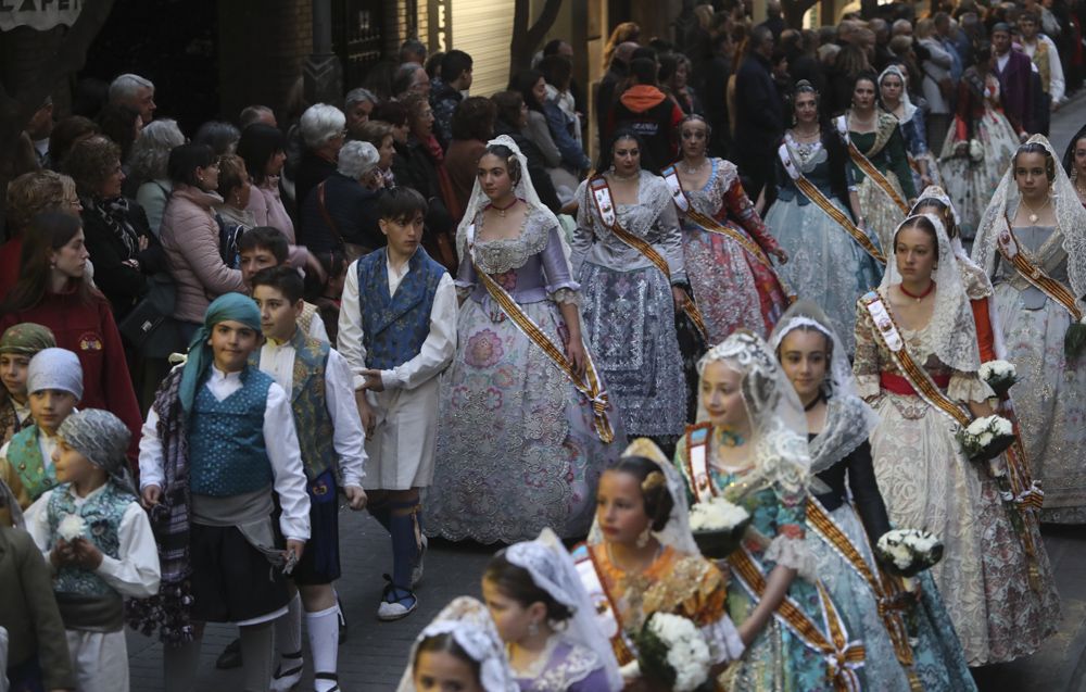 Búscate en la Ofrenda de Sagunt