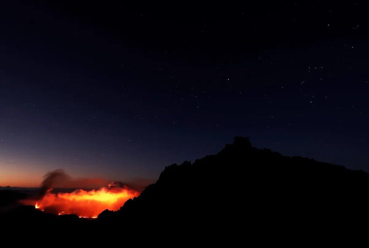 Detecten una gran reserva de magma sota l’illa de La Palma