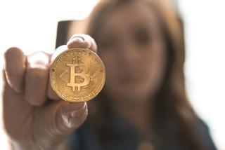 El bitcoin supera los 30.000 dólares por primera vez en su historia