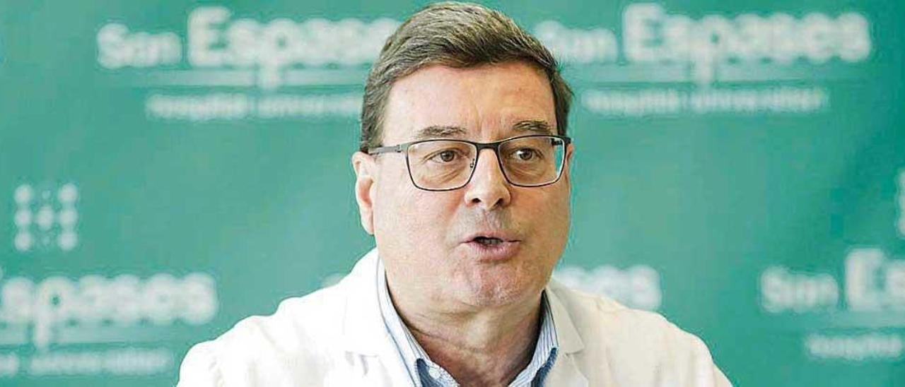 El virólogo Jordi Reina, durante una comparecencia en Son Espases con motivo de la pandemia.