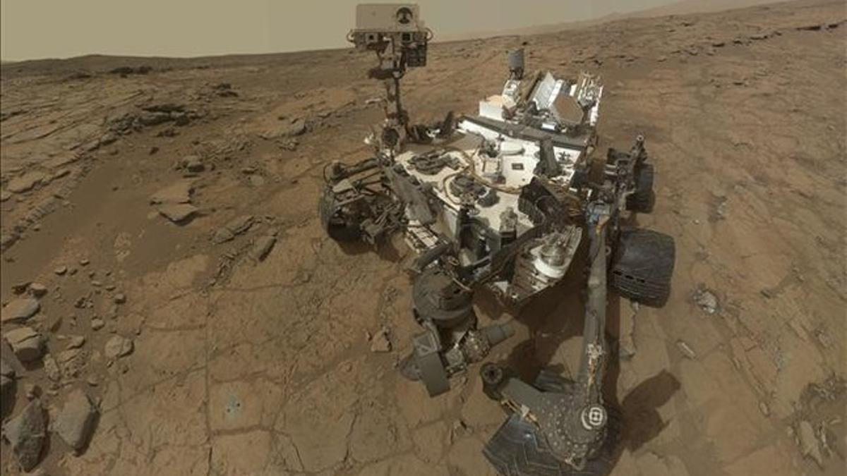 El robot 'Curiosity', en la superficie de Marte.