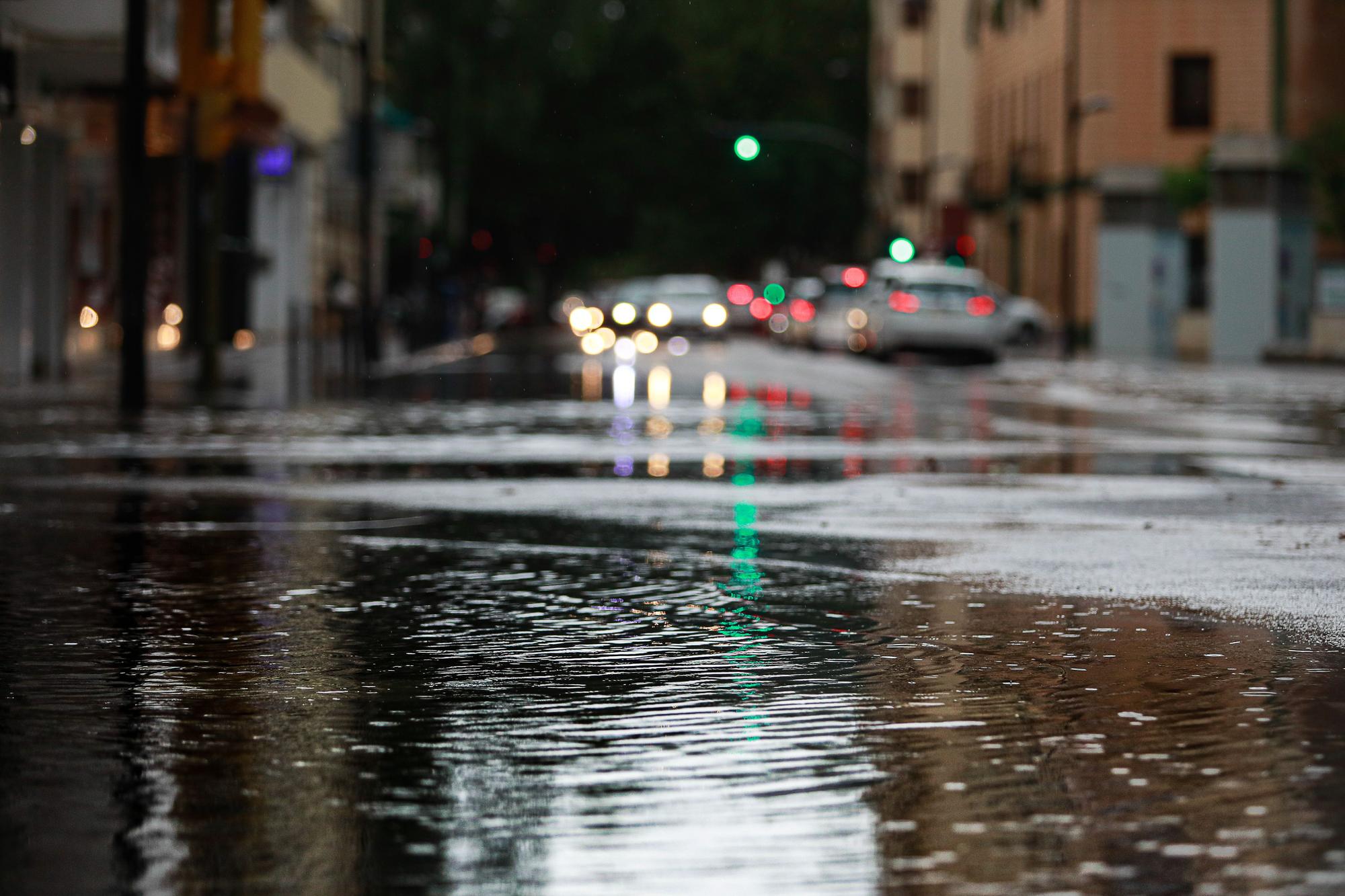 Mira aquí todas las fotos del paso de la borrasca por las calles de Ibiza