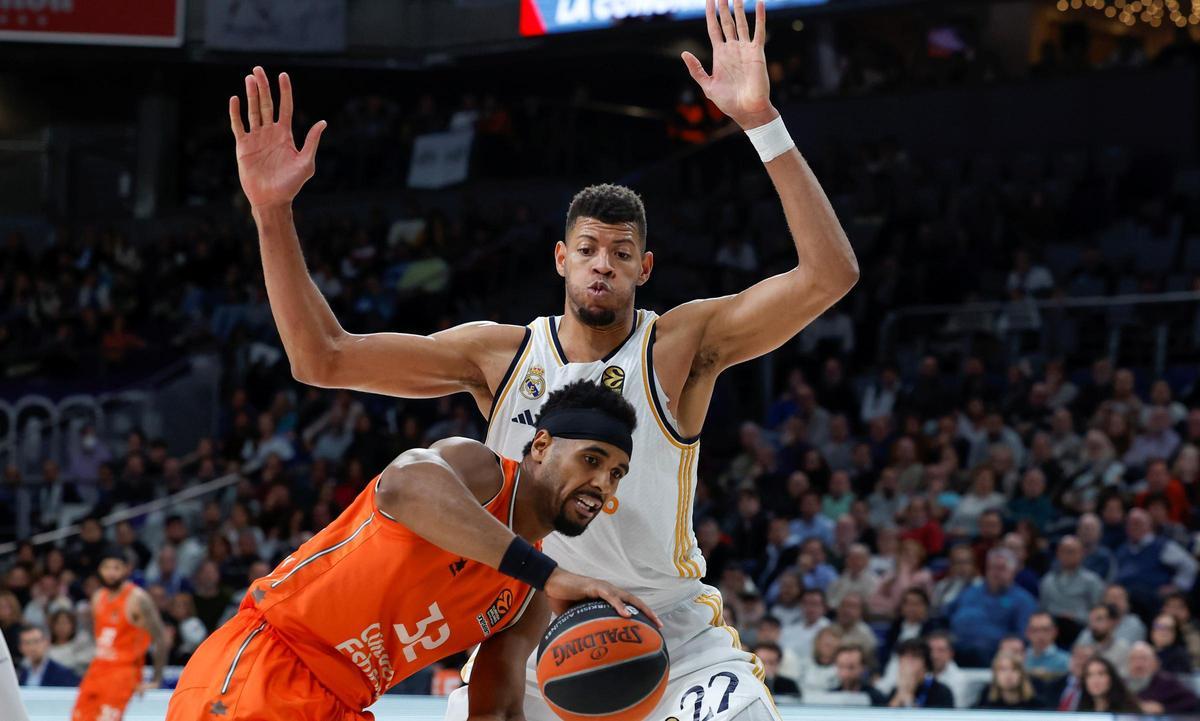 Tavares puede dejar el Madrid para jugar en el Panathinaikos con un contrato millonario