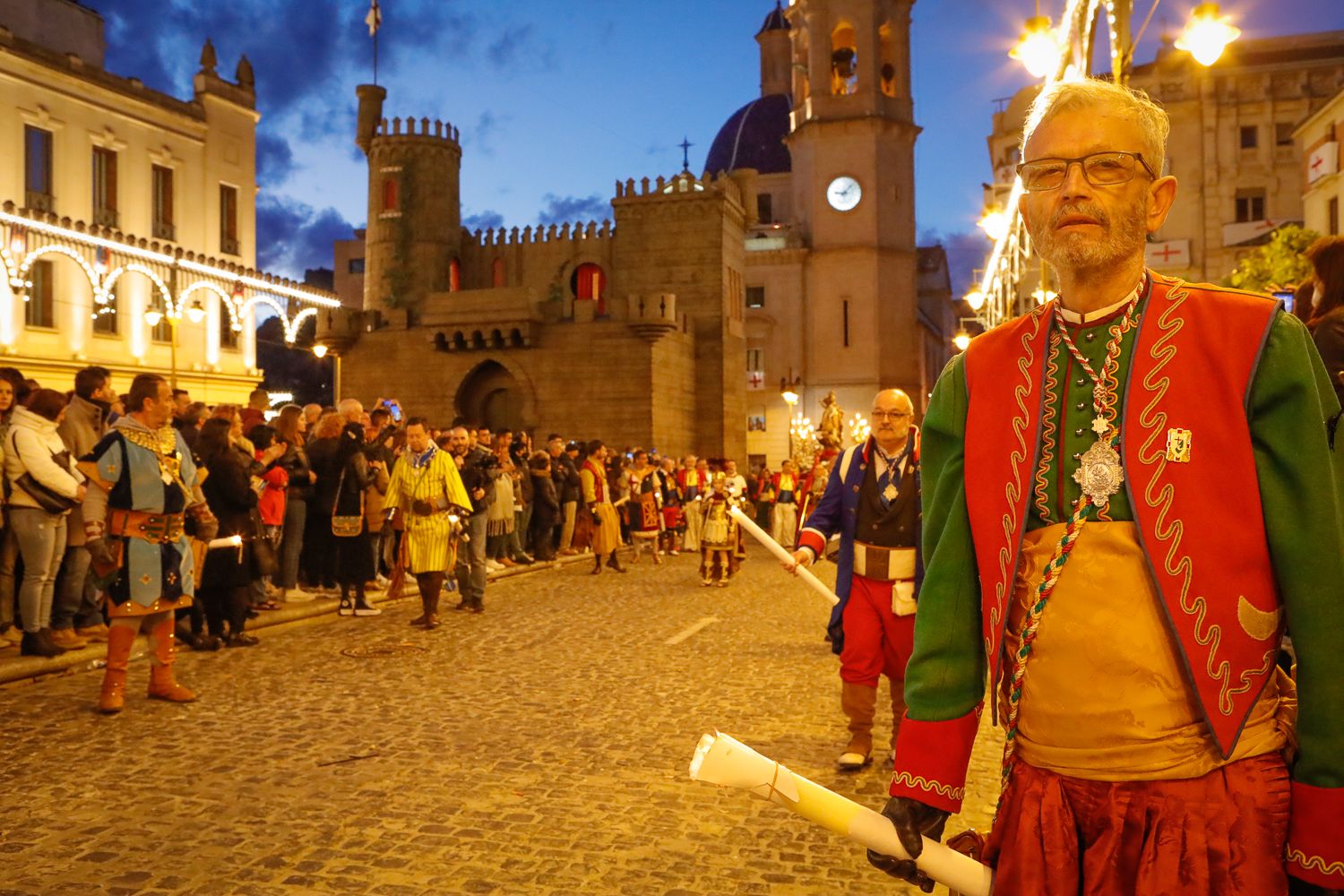 Alcoy rinde culto a su patrón