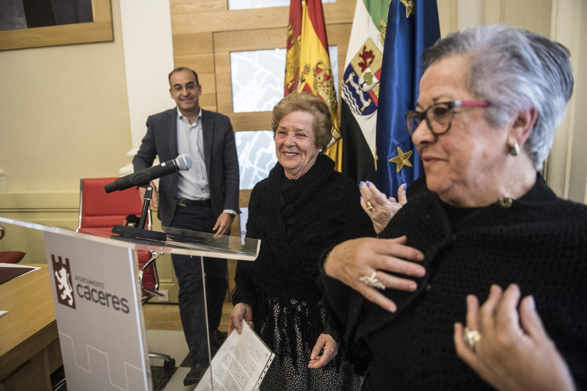 Galería | Cáceres busca el relevo generacional a Las Lavanderas para no perder su fiesta más tradicional