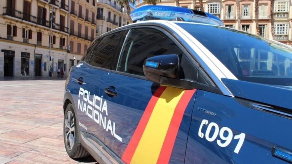 Radiopatrulla de la Policía Nacional en el Centro de Málaga.