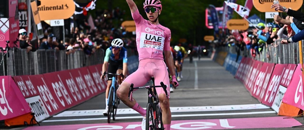 Pelayo Sánchez vuelve a dar que hablar: así le fue al asturiano de moda en una nueva etapa del Giro