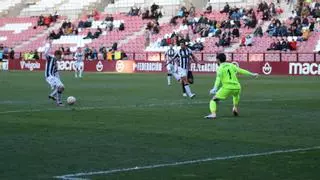 La crónica | Un fogonazo de Jeremy de León rescata al Castellón en el minuto 92