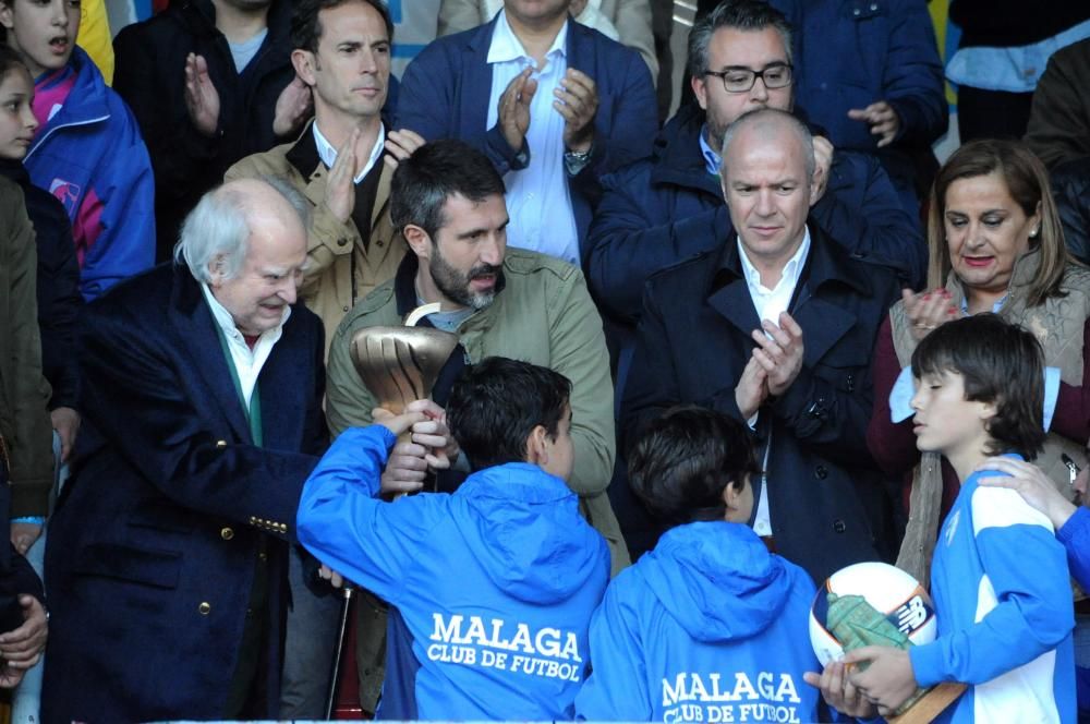 El Málaga rubrica su nombre en el libro dorado del Arousa Fútbol-7