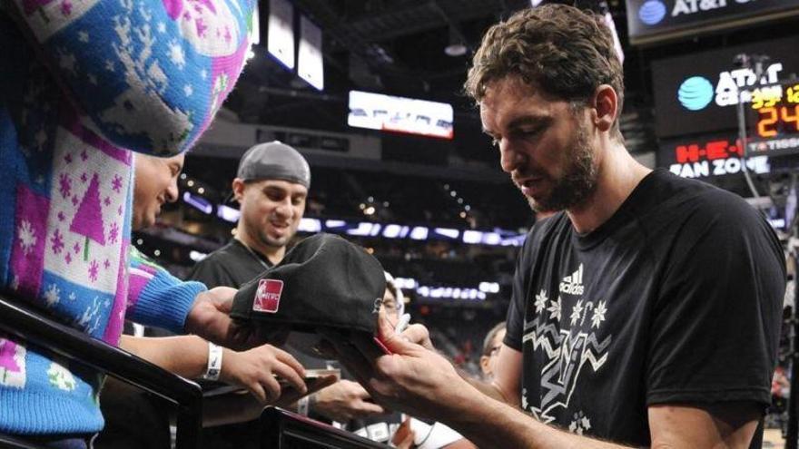 Pau Gasol derriba con los Spurs a los Bulls, su exequipo