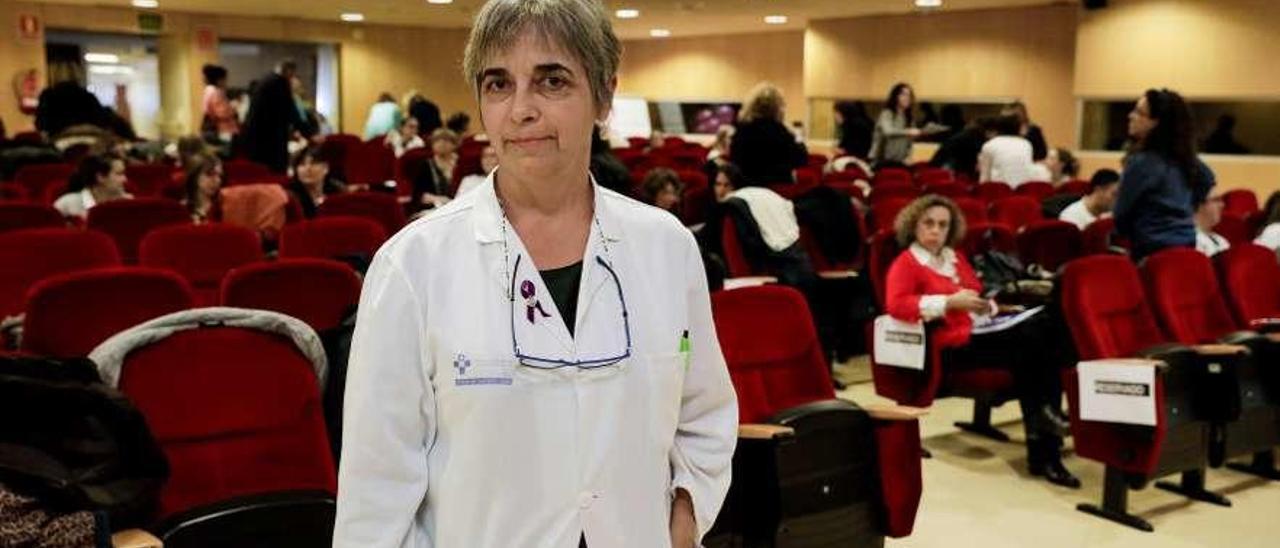 La neonatóloga Teresa González, ayer, en el Hospital de Cabueñes.