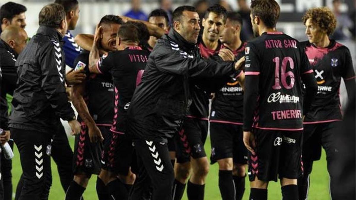 Raúl Agné deja de ser entrenador del CD Tenerife