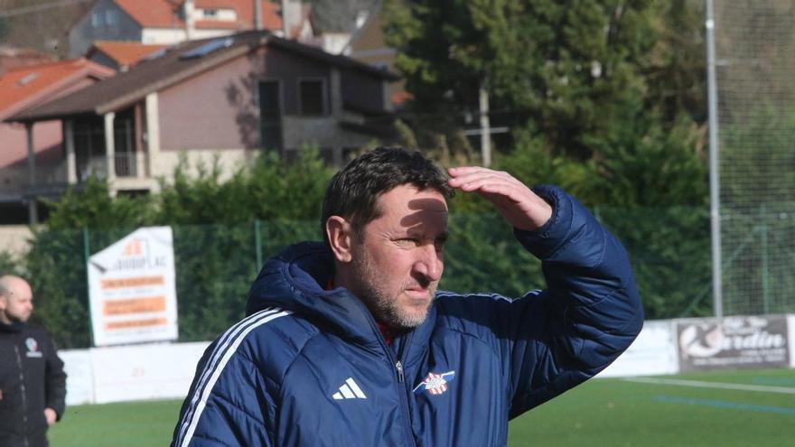 El Alondras renueva una temporada a Rafa Villaverde