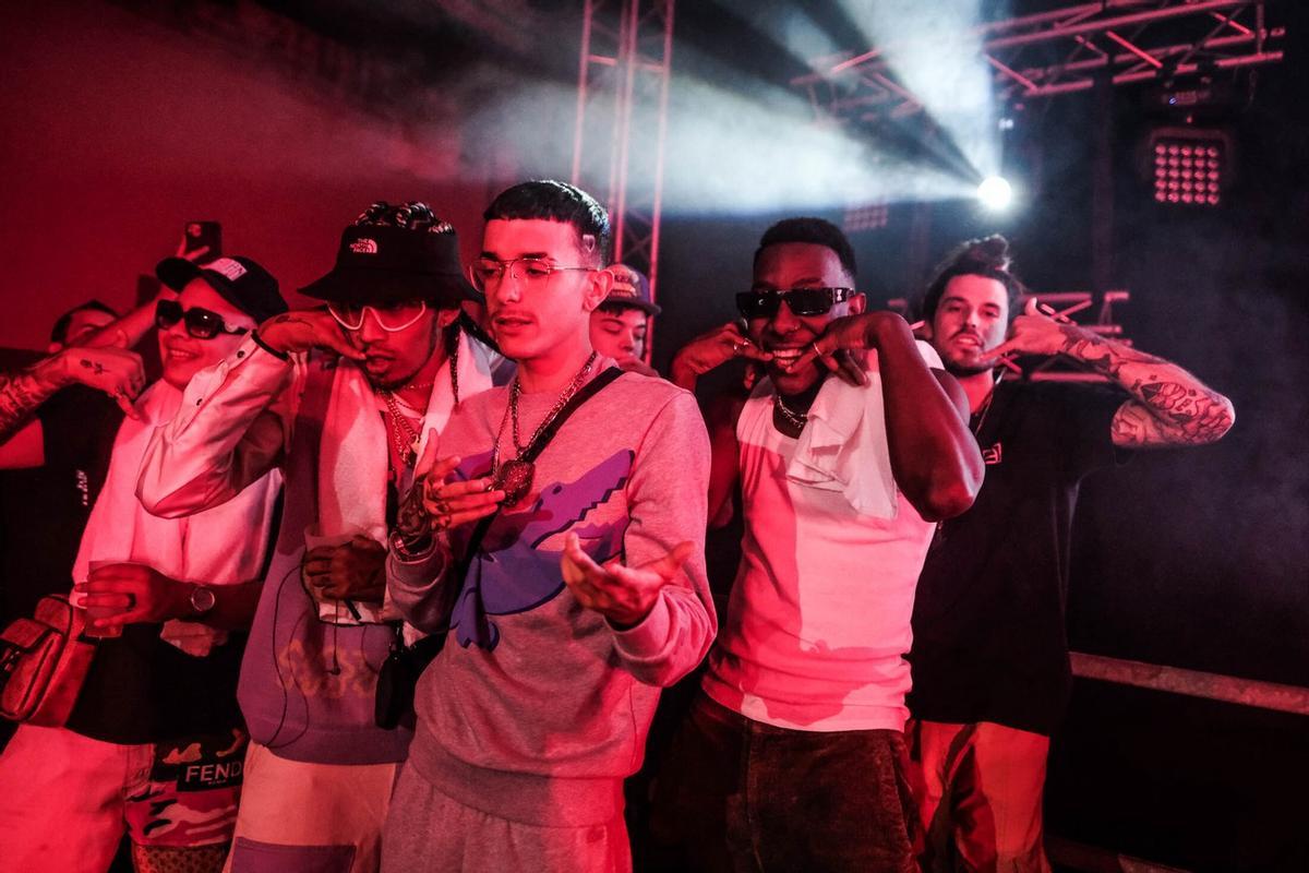 Festival de Música Urbana 'Cayó la noche' Festival de Música Urbana 'Cayó la noche'