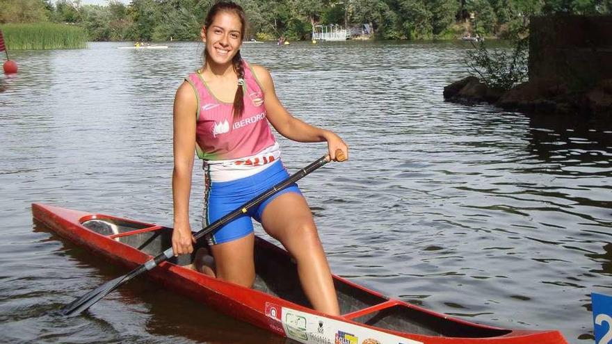 Paula Domínguez, ganadora ayer en C-1 de la I Copa de España de Media Maratón.