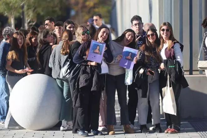 Los fans de OT se congregan en l'Alqueria del Basket para ver a Lucía, Tinho y Claudia