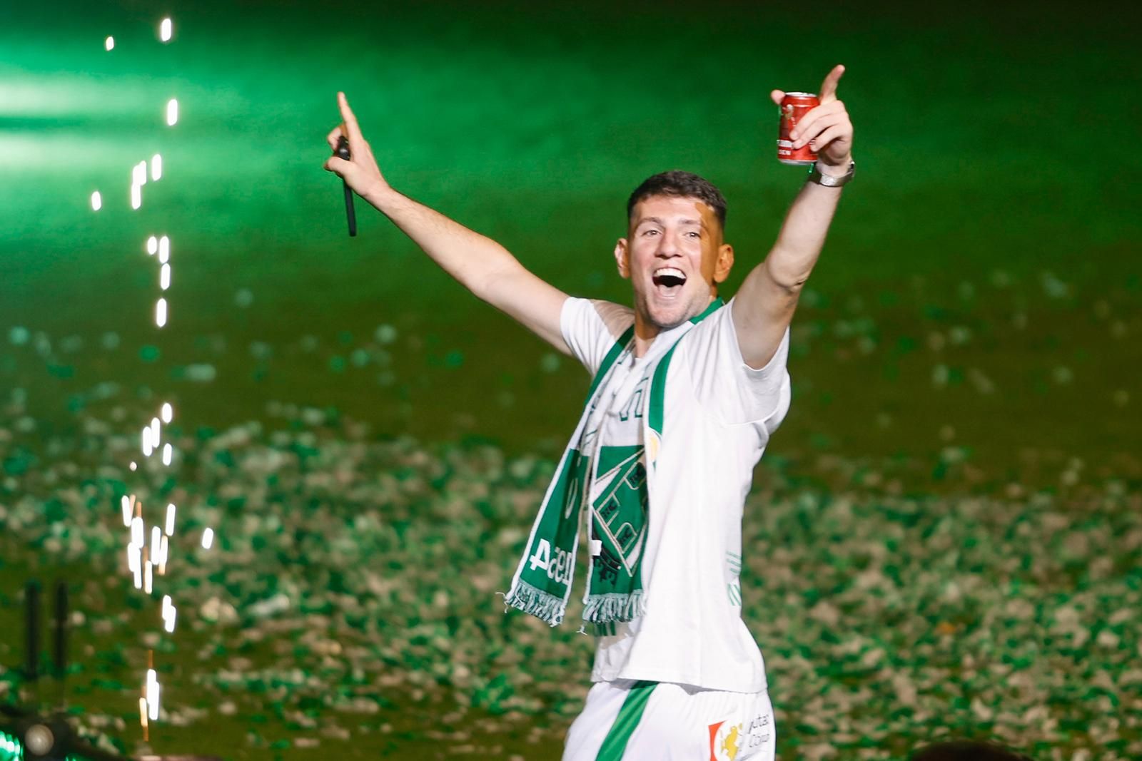 El Córdoba CF vuelve a Segunda / Las mejores imágenes de una noche para la historia