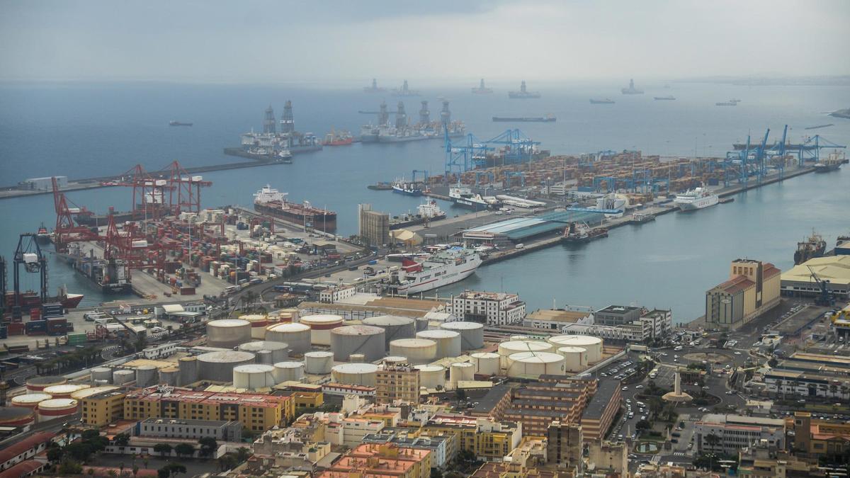 Vistas del Puerto de Las Palmas.