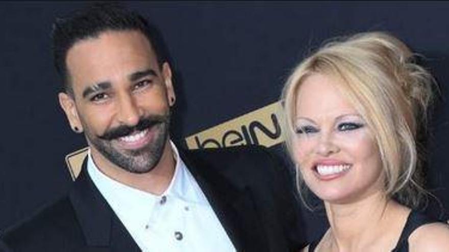 Adil Rami contra Pamela Anderson