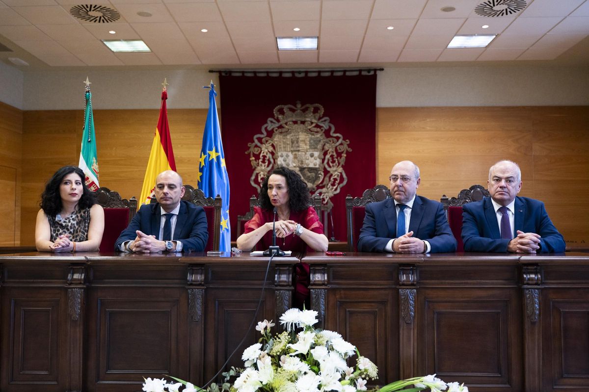 Presentación de Tribunal Superior de Justicia de Extremadura.