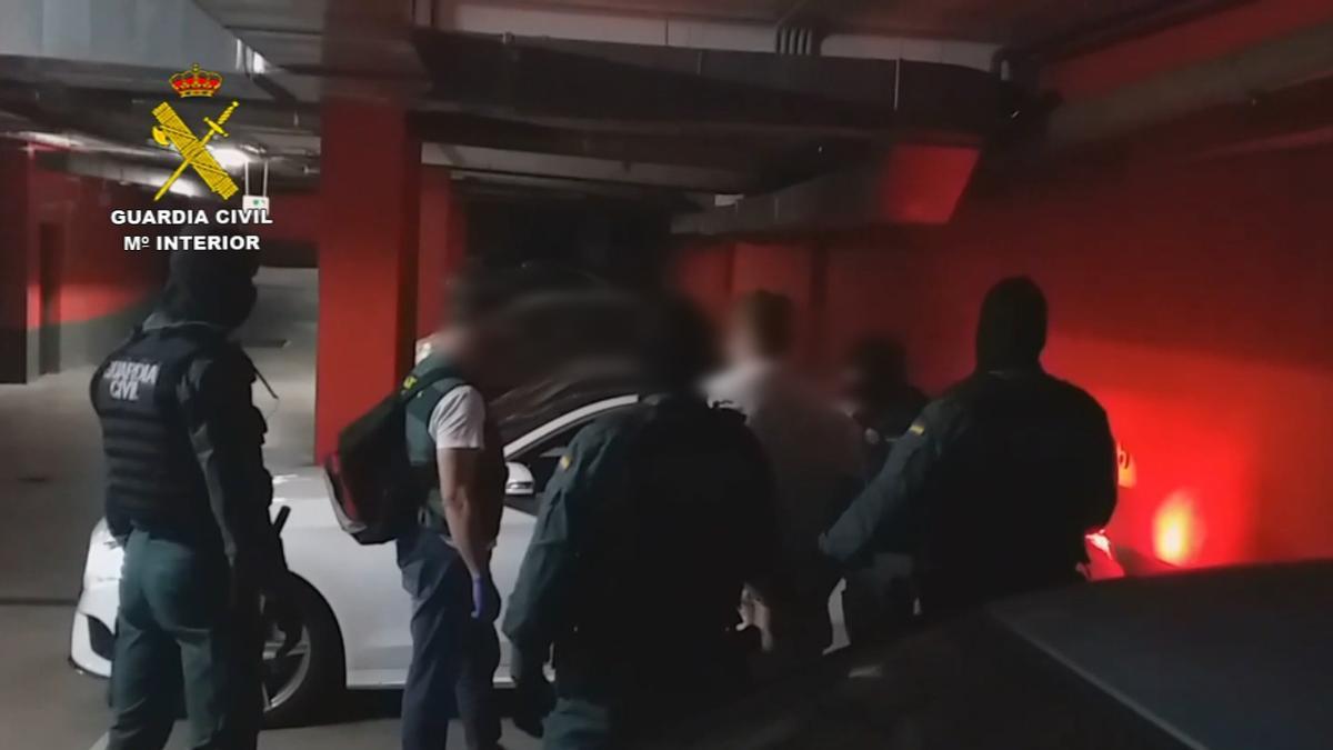 Un momento de las detenciones de varios miembros de la organización criminal en la operación &#039;Daravica&#039;