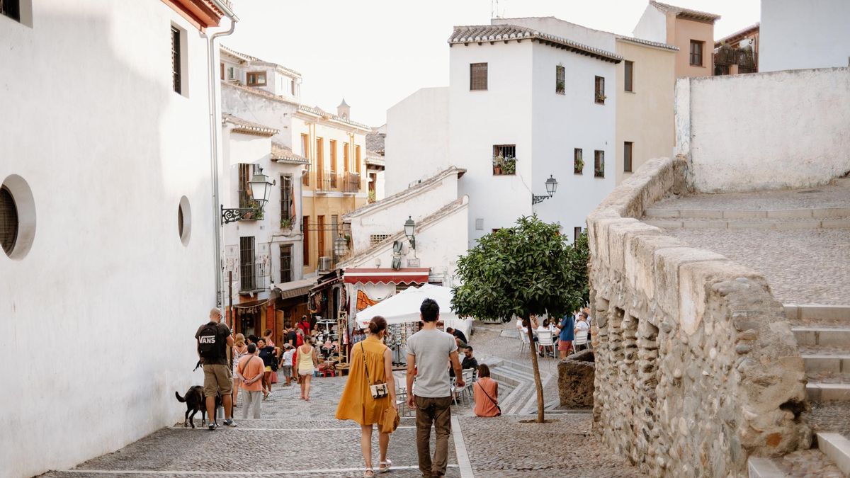 El motivo por el que en España llamamos &quot;guiris&quot; a los turistas extranjeros no es moderno, es una costumbre que empezó a principios del siglo XIX