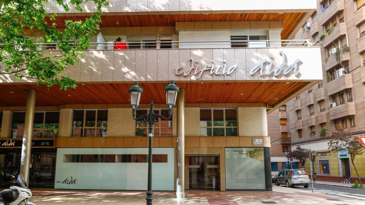 Bajos del edificio Aida en el centro de Zaragoza
