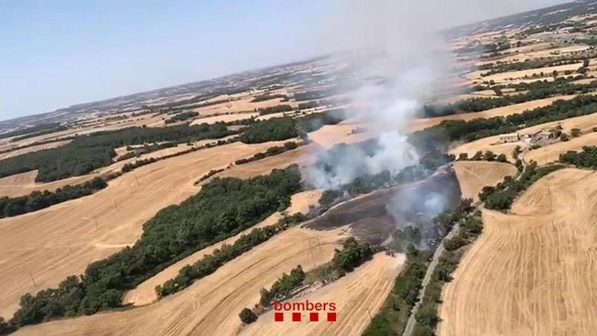 Vista aèria de l'incendi de Montmaneu