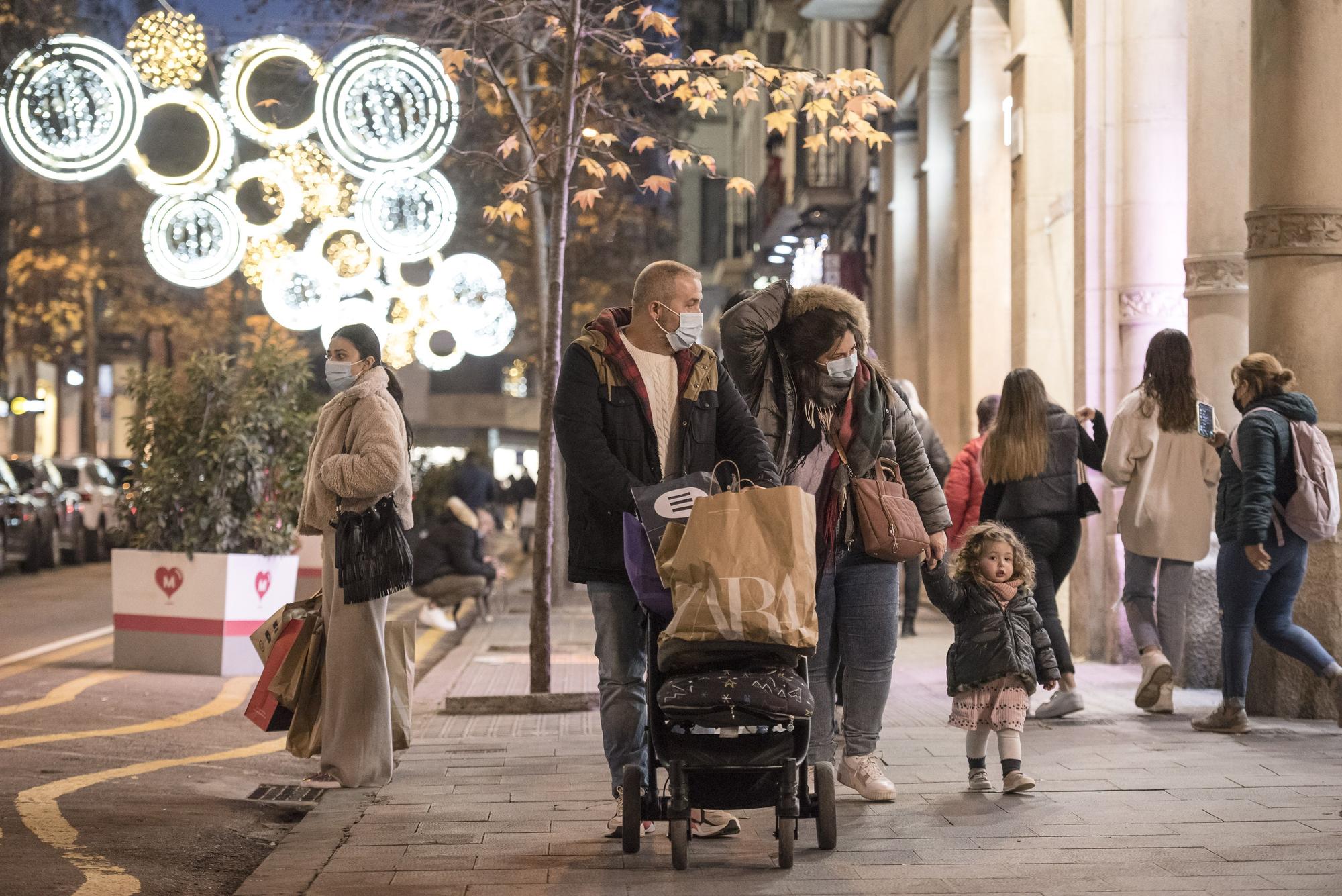 Ambient comercial al Carrer Guimerà