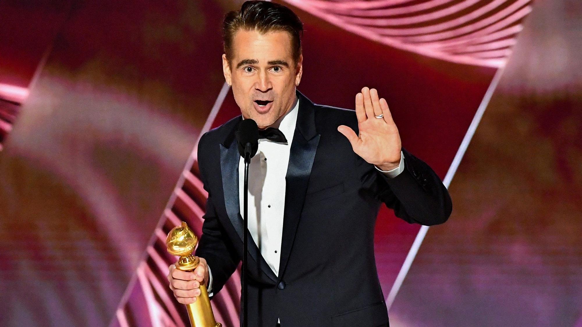 Colin Farrell, con el Globo de Oro conquistado por su trabajo en 'Almas perdidas de Inisherin'