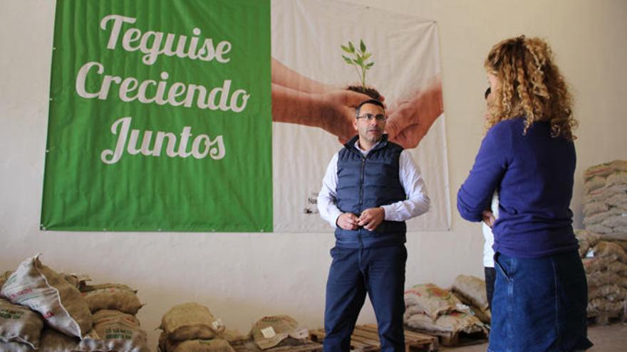 Teguise entrega más de 8.000 kilos de semillas de papas