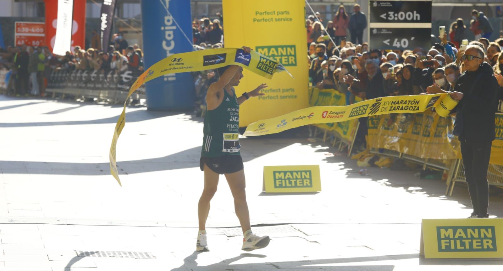 FOTOGALERÍA | Éxito rotundo en el regreso del Maratón de Zaragoza