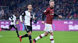 Kjaer, durante un duelo ante la Juve de Cristiano