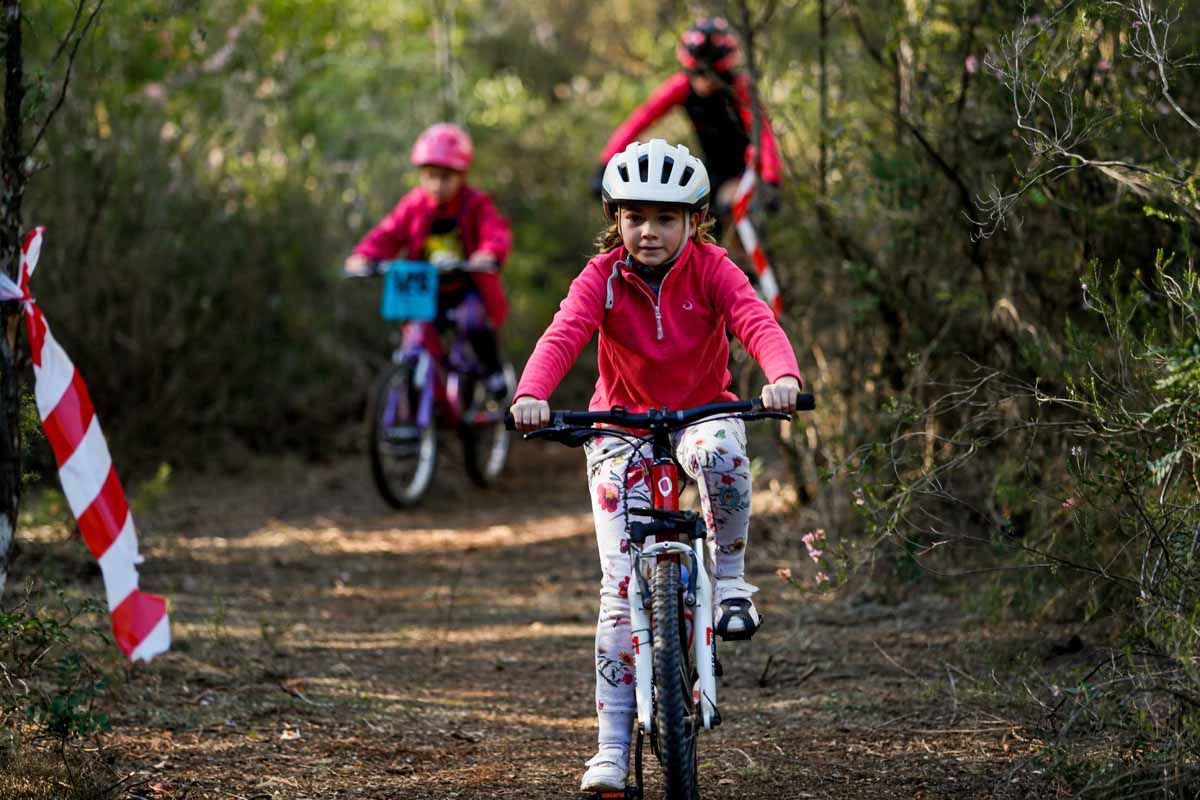 Clase magistral de ciclismo en Forada