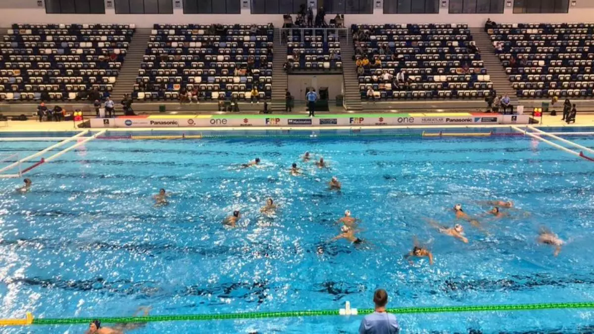 España golea a Serbia y ya está en cuartos de final (14-9)