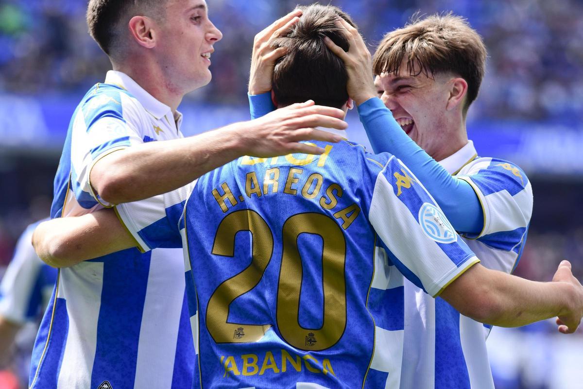 Fabril 3 - 0 UD Ourense: las puertas de bronce se abren para el filial blanquiazul