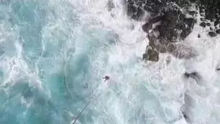 Muere un hombre al caer al mar en Tenerife mientras hacía fotos