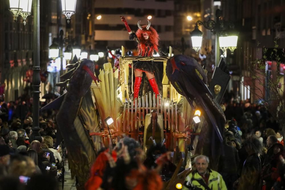 Desfile de Antroxu en Avilés