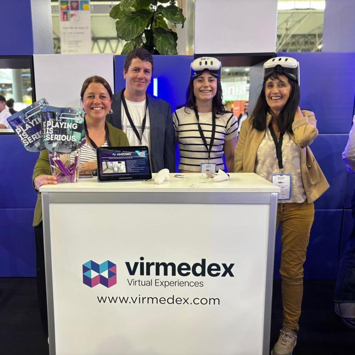 Parte del equipo de Virmedex, con la directora de la empresa, Daniela Tost, a la derecha