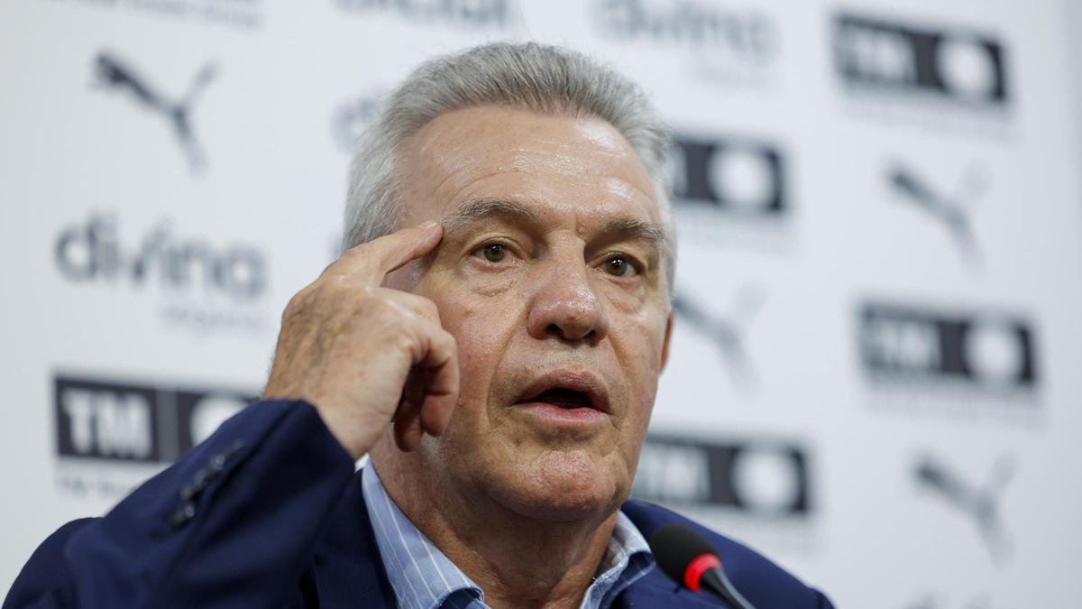 Javier Aguirre, técnico del Valencia.