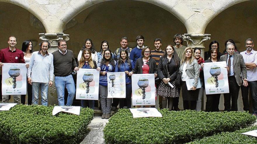 Una treintena de actividades ensalzan los paisajes y jardines de Trujillo