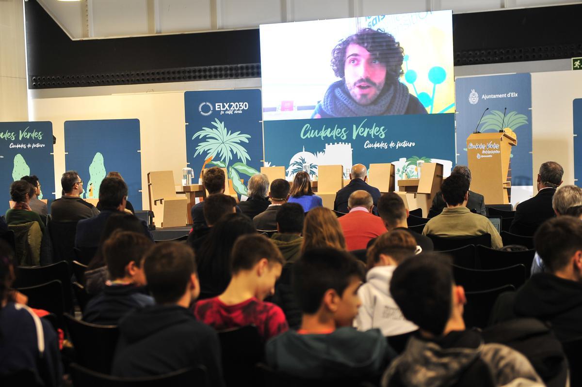 Un momento de las jornadas en el Centro de Congresos de Elche.