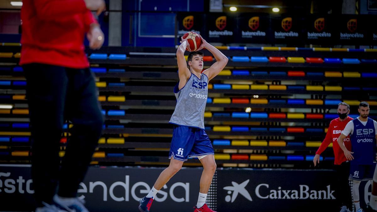 Jaime Pradilla, durante un entrenamiento con la selección.